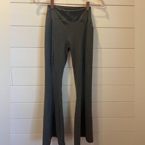 Urban Outfitters Flare Leggings HR